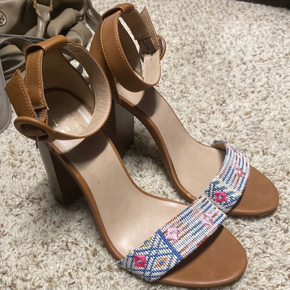 Mix No. 6 heels